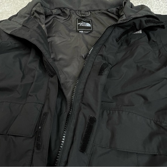 The North Face Boys Hyvent Jacket black size Medium MISSING HOOD - Picture 6 of 16